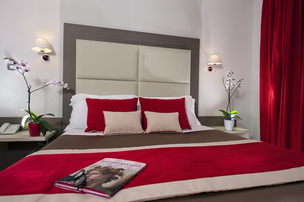 Demetra Hotel — Hotel rooms in Rome, Lazio