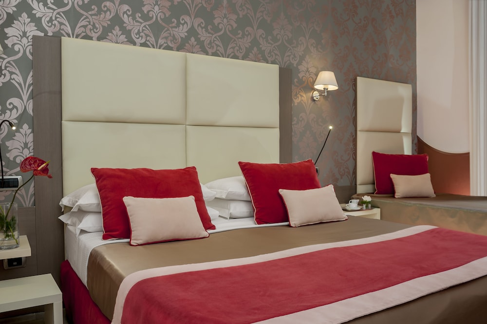 Demetra Hotel — Hotel rooms in Rome, Lazio