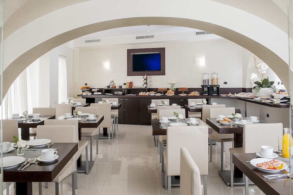 Demetra Hotel — Restaurant & bars in Rome, Lazio