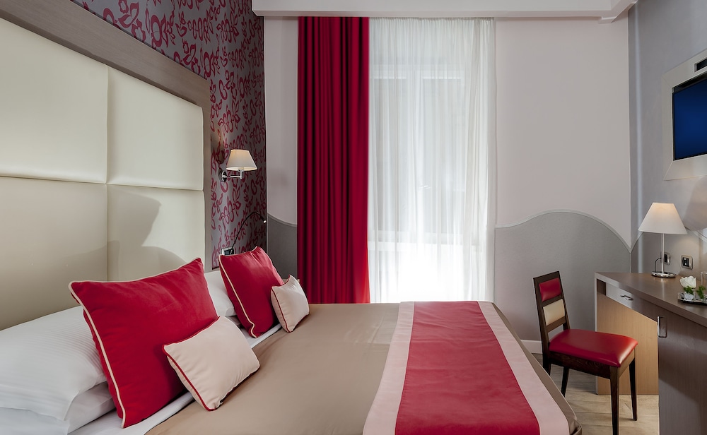 Demetra Hotel — Hotel rooms in Rome, Lazio