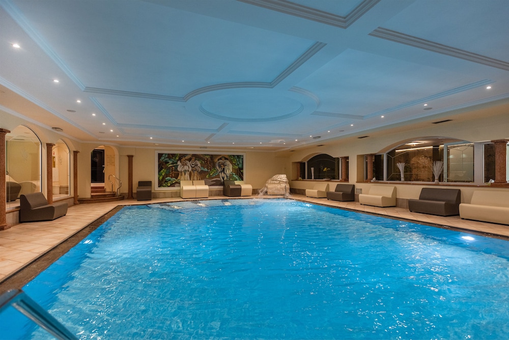Grand Hotel Liberty — Swimming pool in Riva del Garda, Trentino-Alto Adige