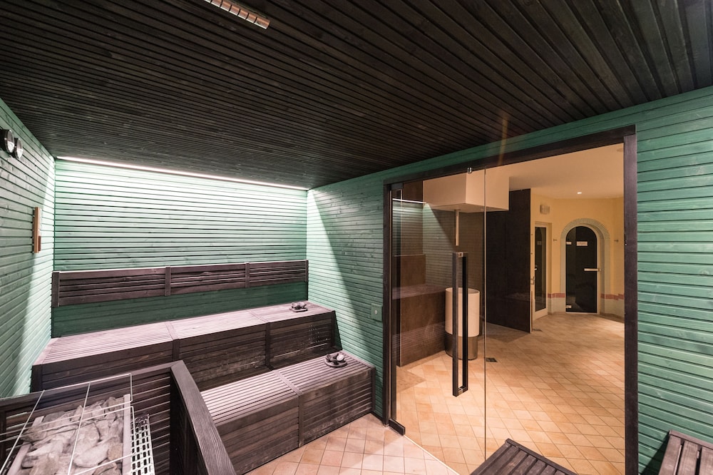 Grand Hotel Liberty — Spa in Riva del Garda, Trentino-Alto Adige