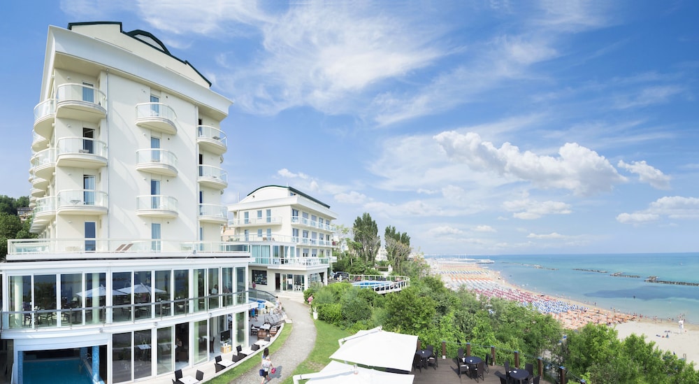 Hotel Sans Souci - zdjęcie 2