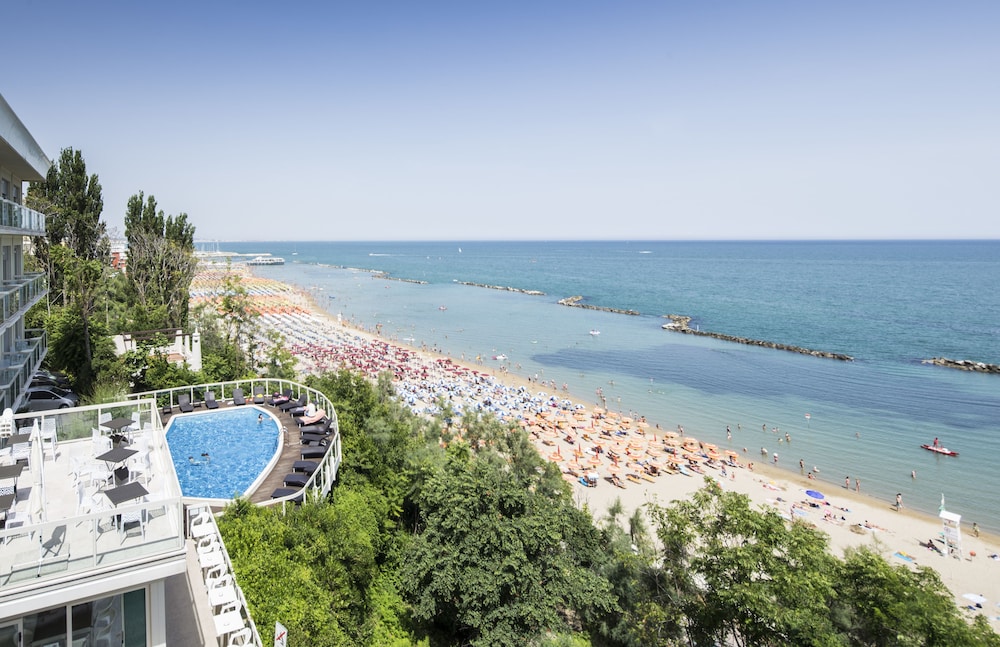 Hotel Sans Souci - zdjęcie 4
