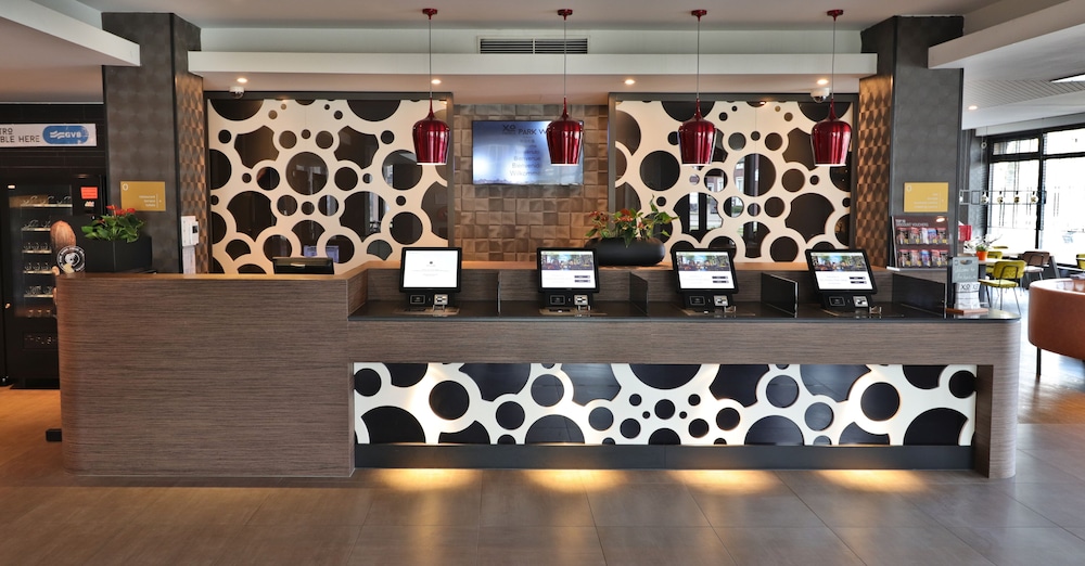 Xo Hotels Park West — Hotel building in Amsterdam, North Netherlands