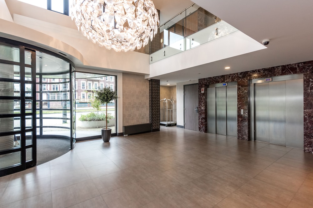 Xo Hotels Park West — Hotel building in Amsterdam, North Netherlands