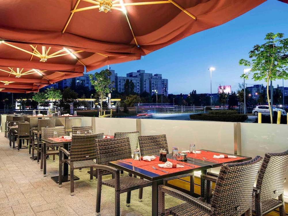 Novotel Sofia — Restaurant & bars in Sofia, Sofia (province)