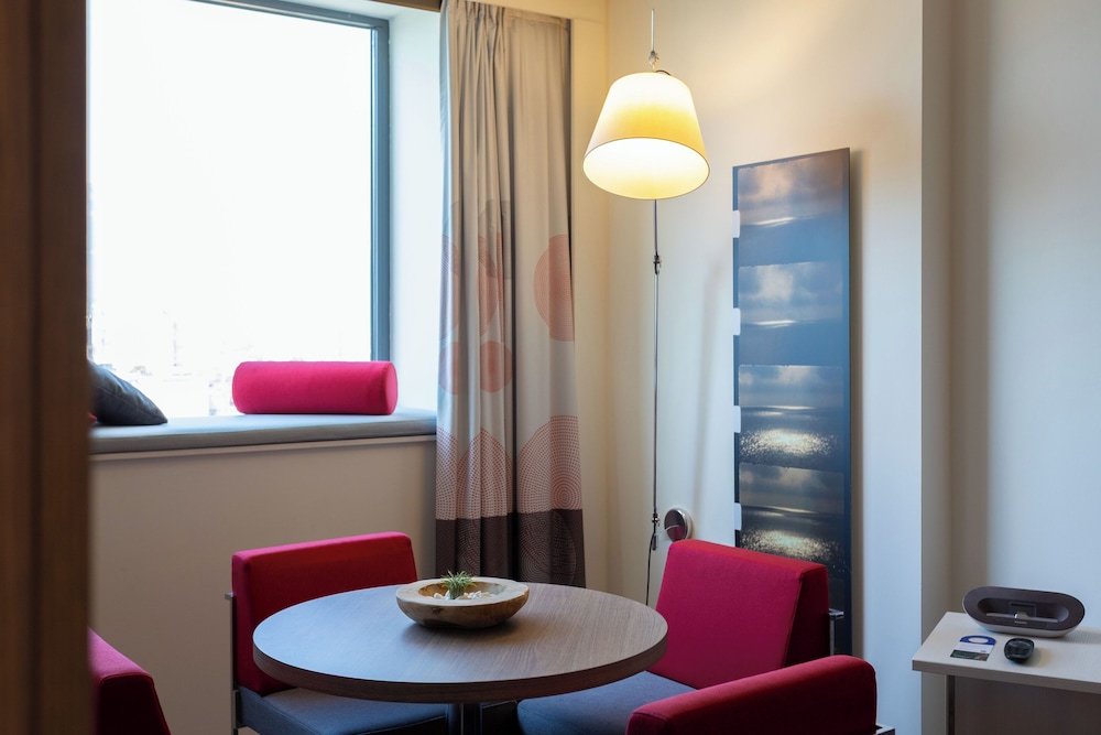 Novotel Sofia — Hotel rooms in Sofia, Sofia (province)