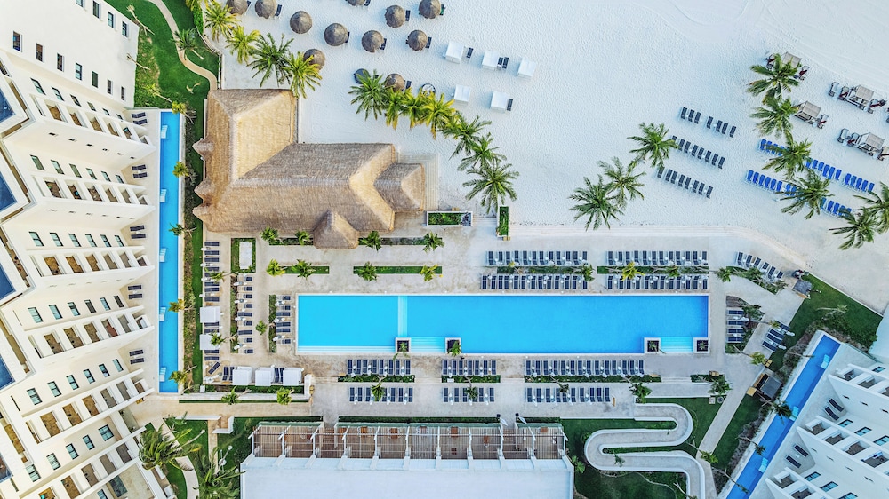 Meliá Casa Maya Cancún — Swimming pool in Cancun, Quintana Roo