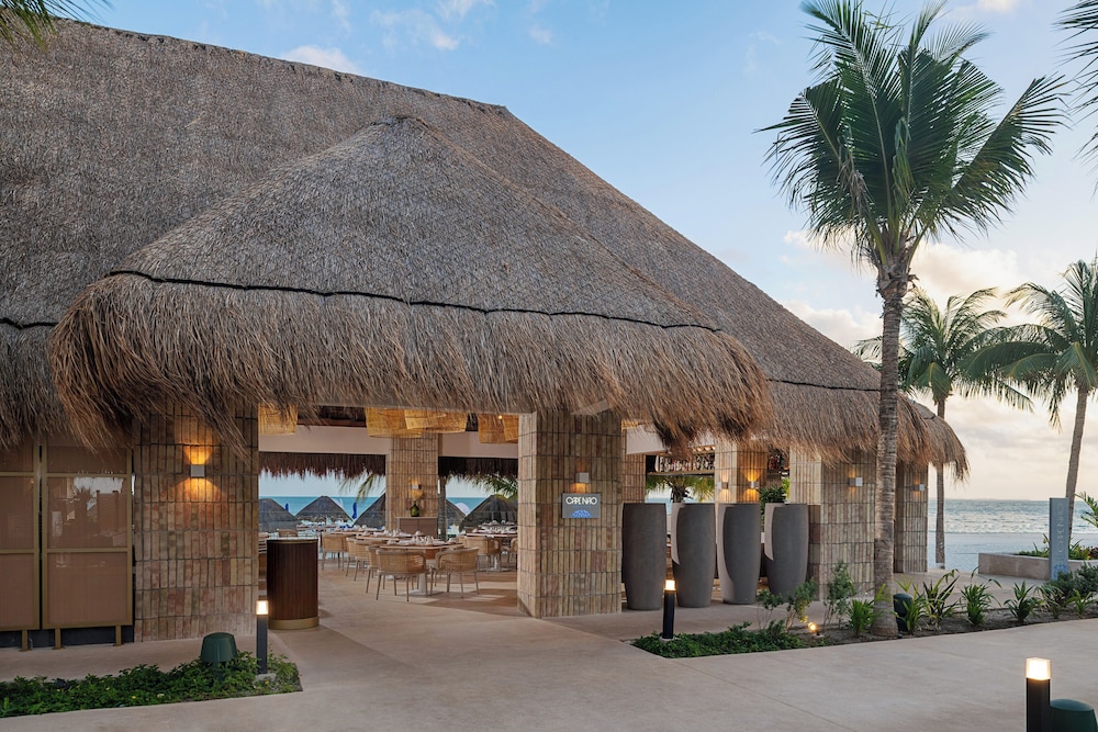 Meliá Casa Maya Cancún — Restaurant & bars in Cancun, Quintana Roo