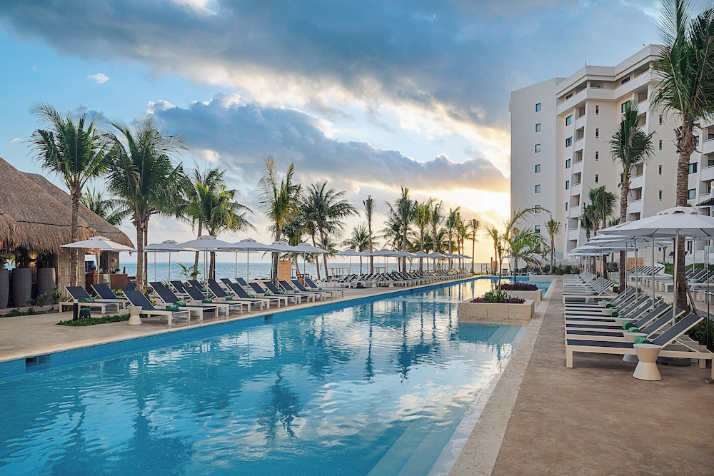 Meliá Casa Maya Cancún — Swimming pool in Cancun, Quintana Roo