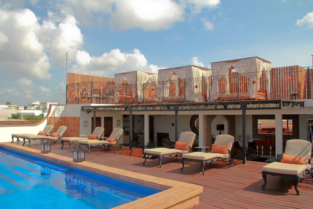La Pasion Hotel Boutique by Bunik — Swimming pool in Playa del Carmen, Quintana Roo
