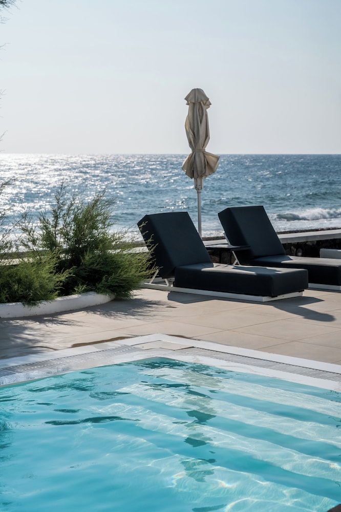 Costa Grand Resort & Spa — Swimming pool in Kamari, South Aegean