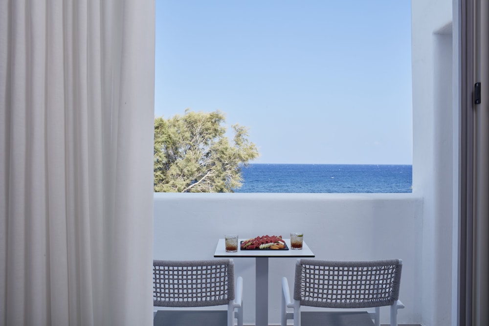 Costa Grand Resort & Spa — Hotel rooms in Kamari, South Aegean