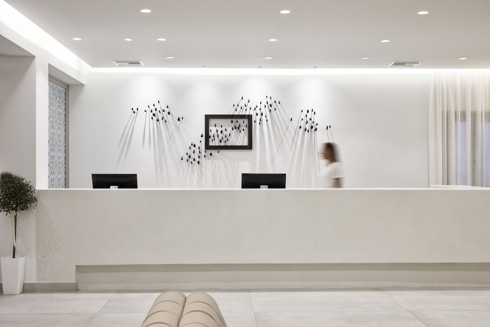 Costa Grand Resort & Spa — Hotel building in Kamari, South Aegean