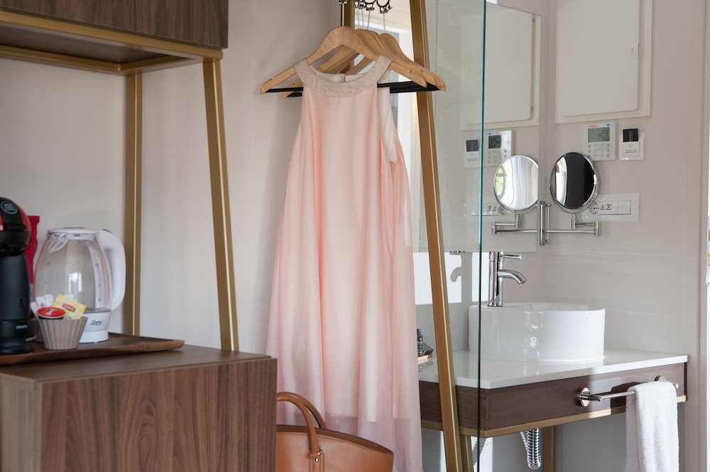 B4B Athens Signature Hotel — Hotel rooms in Athens, Attica