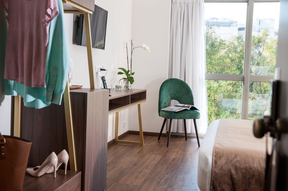 B4B Athens Signature Hotel — Hotel rooms in Athens, Attica
