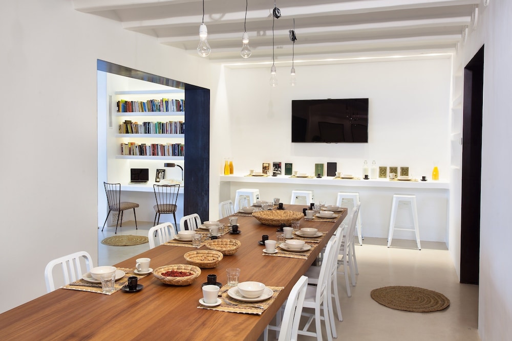 Hotel HM Balanguera — Restaurant & bars in Palma de Mallorca, Balearic Islands