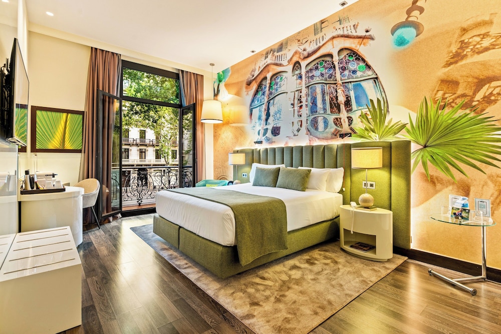 Hotel Indigo Barcelona - Plaza Catalunya by IHG — Hotel rooms in Barcelona, Catalonia