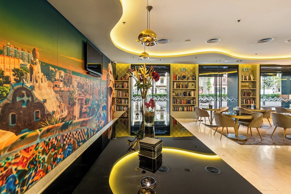 Hotel Indigo Barcelona - Plaza Catalunya by IHG — Restaurant & bars in Barcelona, Catalonia