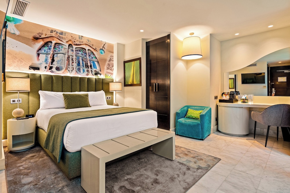 Hotel Indigo Barcelona - Plaza Catalunya by IHG — Hotel rooms in Barcelona, Catalonia