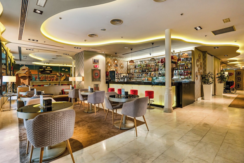 Hotel Indigo Barcelona - Plaza Catalunya by IHG — Restaurant & bars in Barcelona, Catalonia