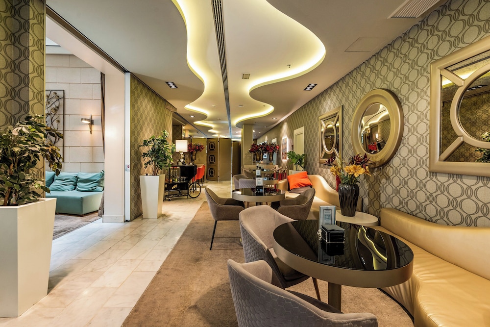 Hotel Indigo Barcelona - Plaza Catalunya by IHG — Restaurant & bars in Barcelona, Catalonia