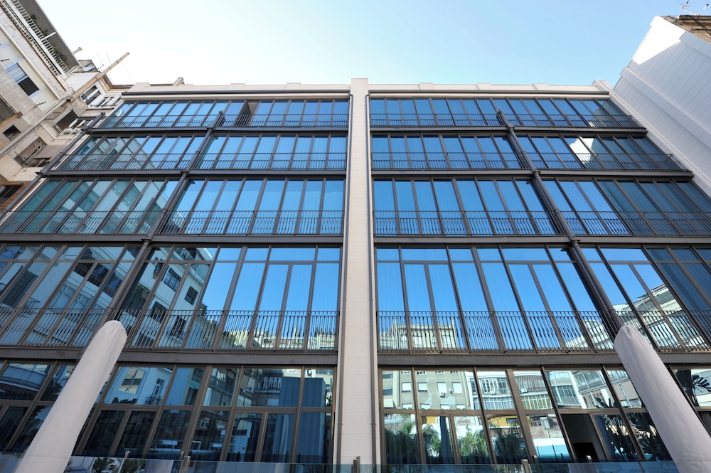 Hotel Indigo Barcelona - Plaza Catalunya by IHG — Hotel building in Barcelona, Catalonia