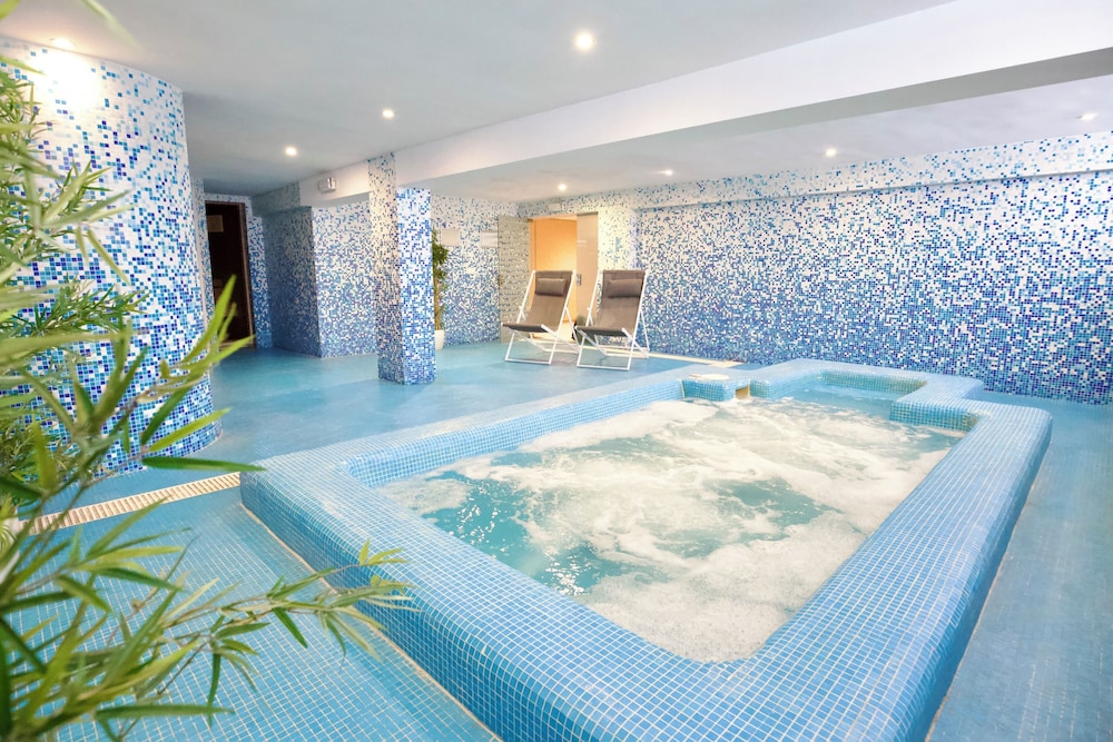 Hotel JS Sol de Can Picafort - Adults Only — Spa in Can Picafort, Balearic Islands