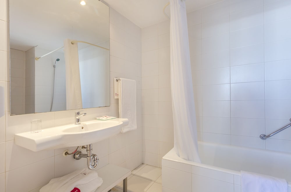 Hotel JS Sol de Can Picafort - Adults Only — Hotel rooms in Can Picafort, Balearic Islands