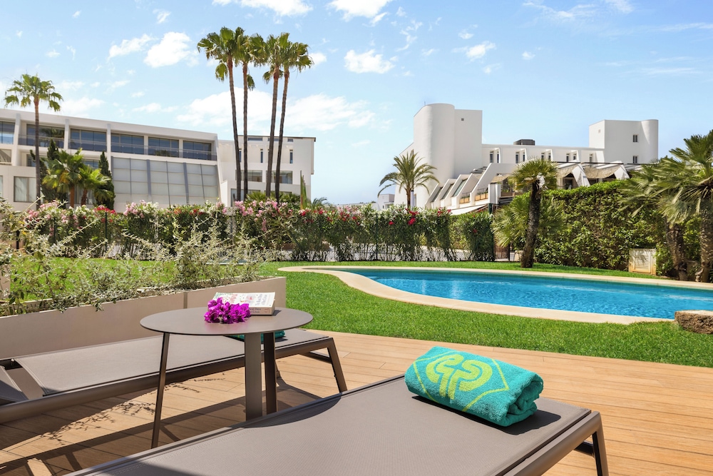 Protur Sa Coma Playa Hotel & Spa — Swimming pool in Sa Coma, Balearic Islands