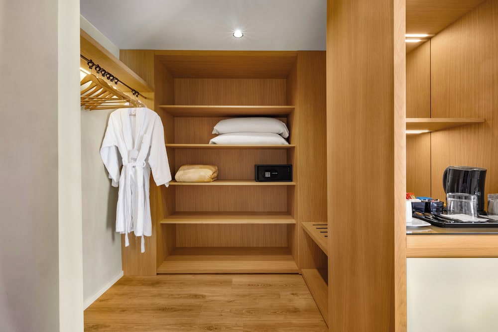 Protur Sa Coma Playa Hotel & Spa — Hotel rooms in Sa Coma, Balearic Islands