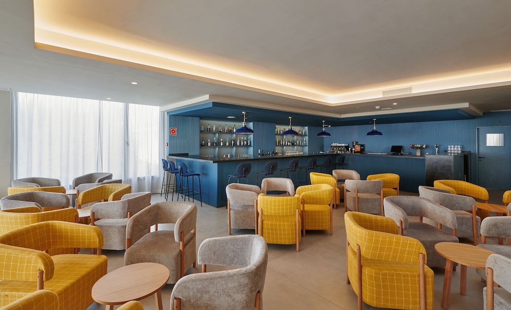 Protur Sa Coma Playa Hotel & Spa — Restaurant & bars in Sa Coma, Balearic Islands