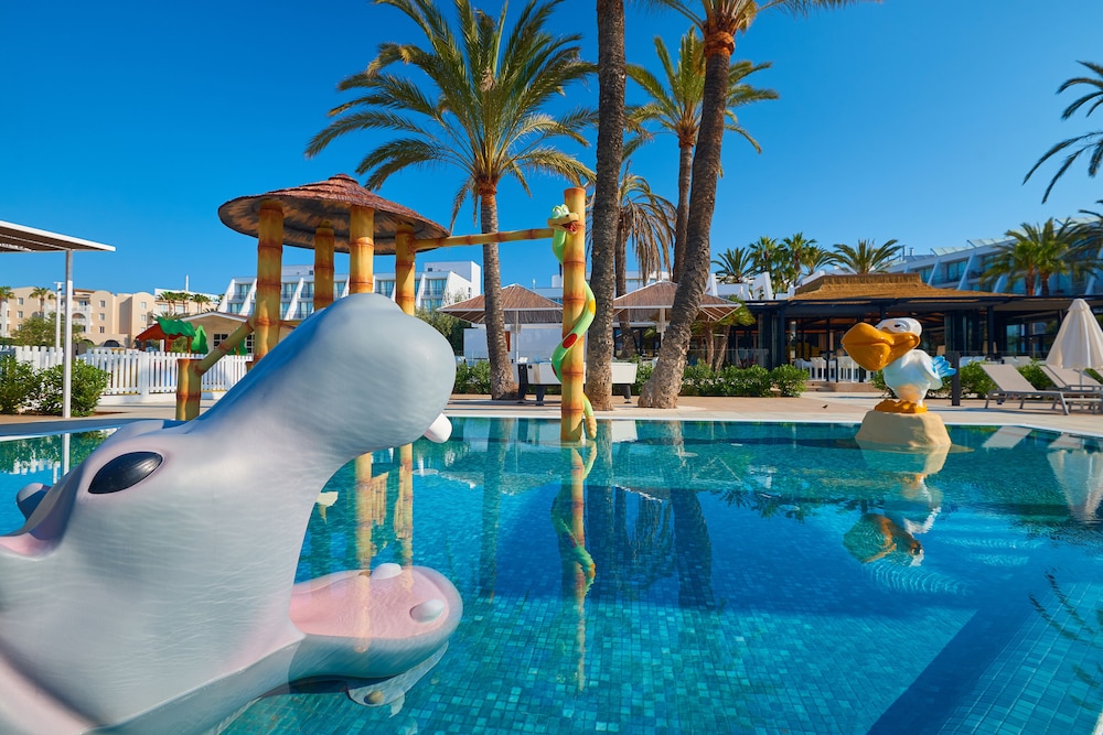 Protur Sa Coma Playa Hotel & Spa — Attractions for children in Sa Coma, Balearic Islands