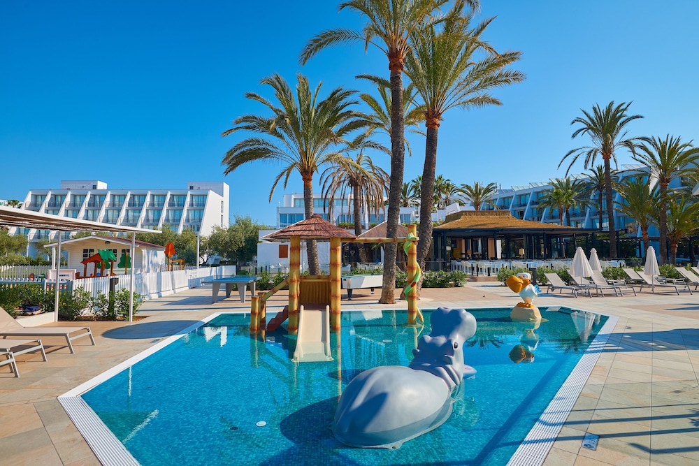 Protur Sa Coma Playa Hotel & Spa — Attractions for children in Sa Coma, Balearic Islands