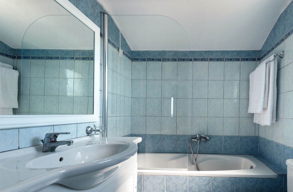 Ammoudia Maisonettes — Hotel rooms in Acharavi, Ionian Islands