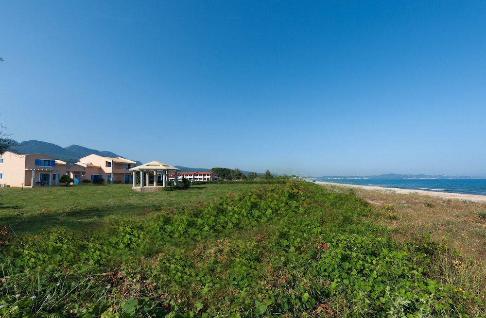 Ammoudia Maisonettes — Beach in Acharavi, Ionian Islands