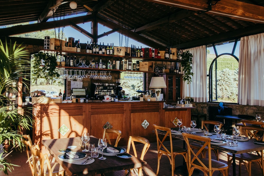 Tenuta Castellare di Tonda — Restaurant & bars in Montaione, Tuscany