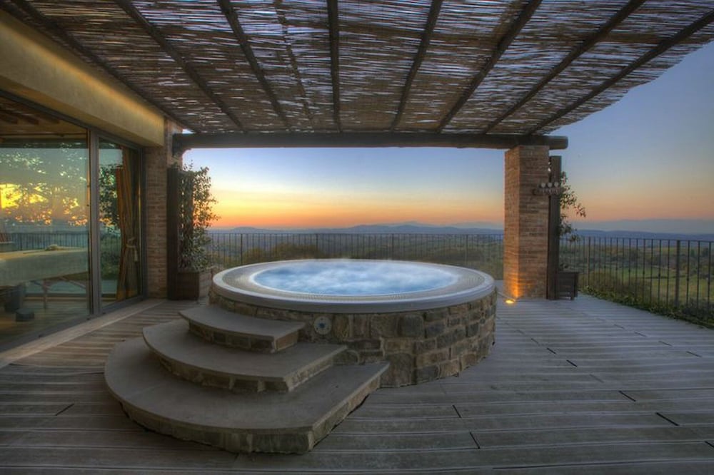Tenuta Castellare di Tonda — Main photo in Montaione, Tuscany