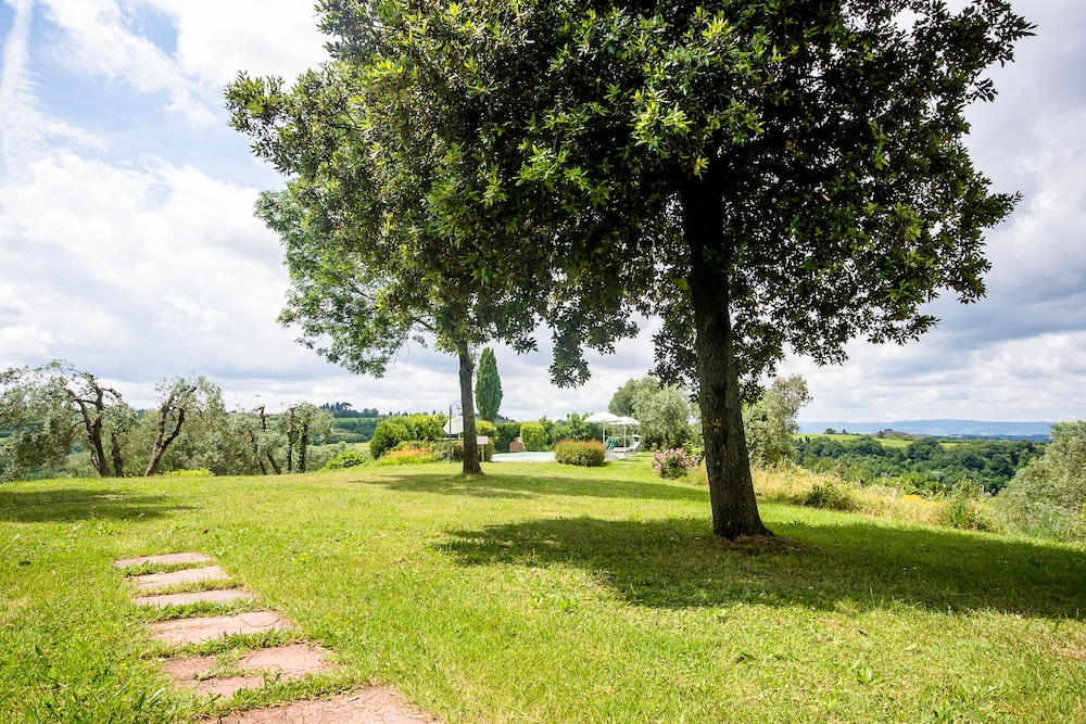 Tenuta Castellare di Tonda — Attractions in the area in Montaione, Tuscany