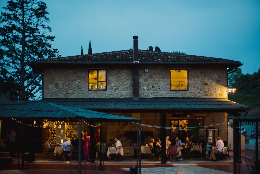 Tenuta Castellare di Tonda — Restaurant & bars in Montaione, Tuscany