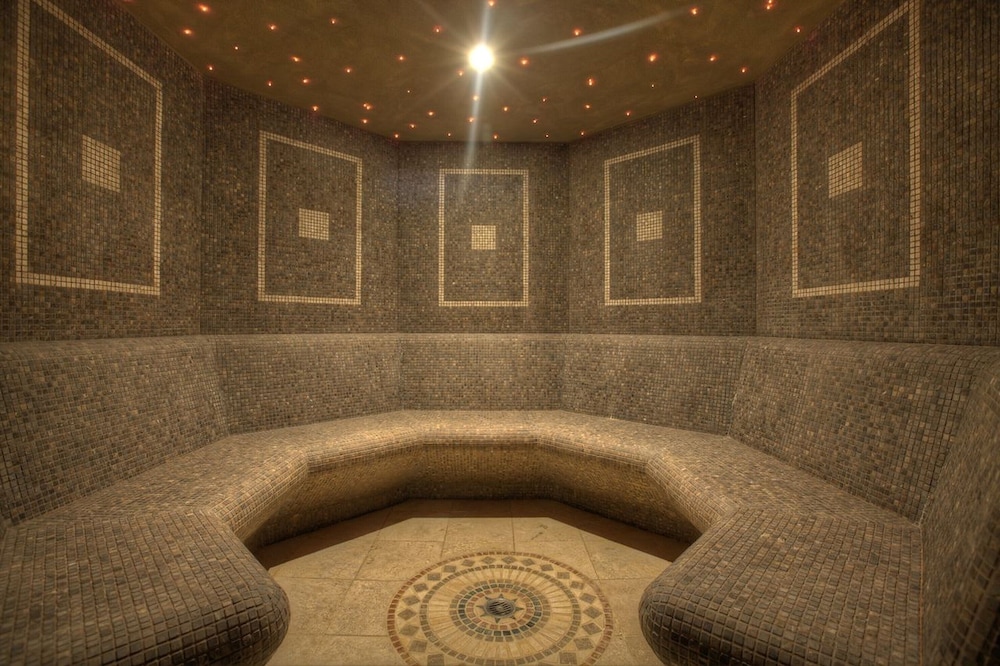 Tenuta Castellare di Tonda — Spa in Montaione, Tuscany