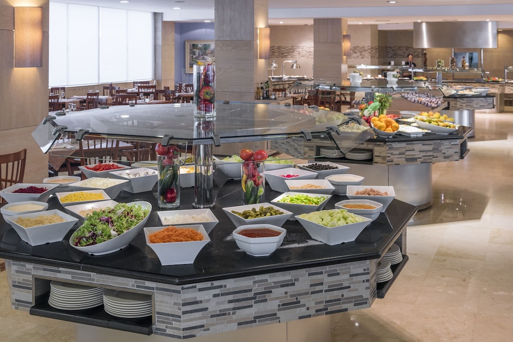 Las Vegas — Restaurant & bars in Salou, Catalonia