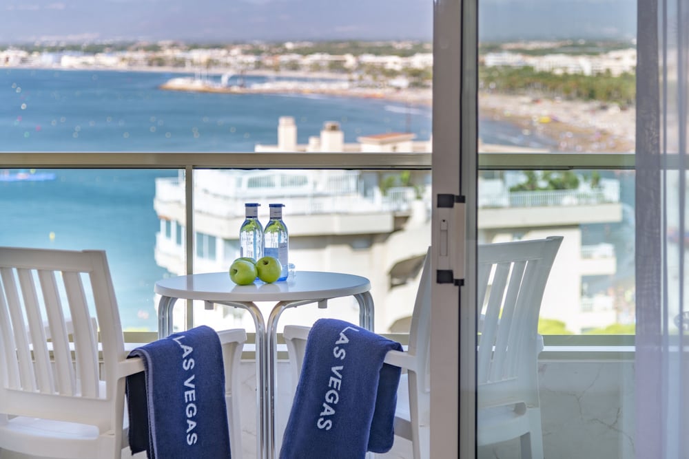 Las Vegas — Hotel rooms in Salou, Catalonia