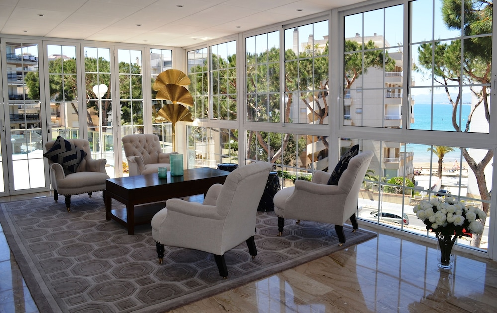 Las Vegas — Hotel rooms in Salou, Catalonia