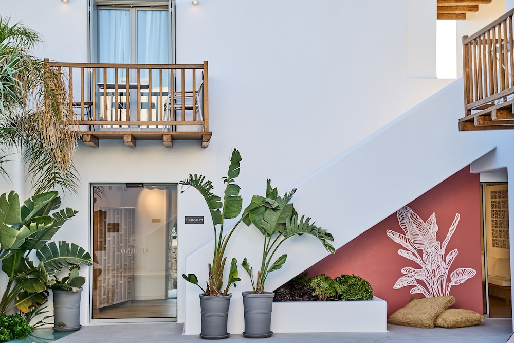 Adorno Beach Hotel & Suites — Hotel building in Ornos, South Aegean