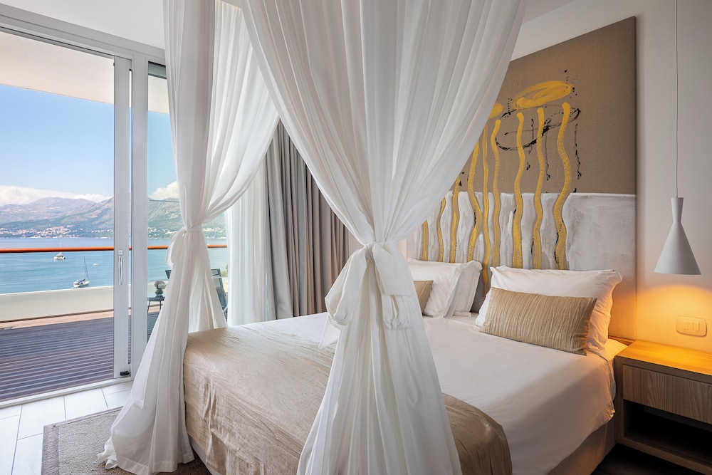 Hotel Cavtat — Hotel rooms in Konavle, Dubrovnik-Neretva