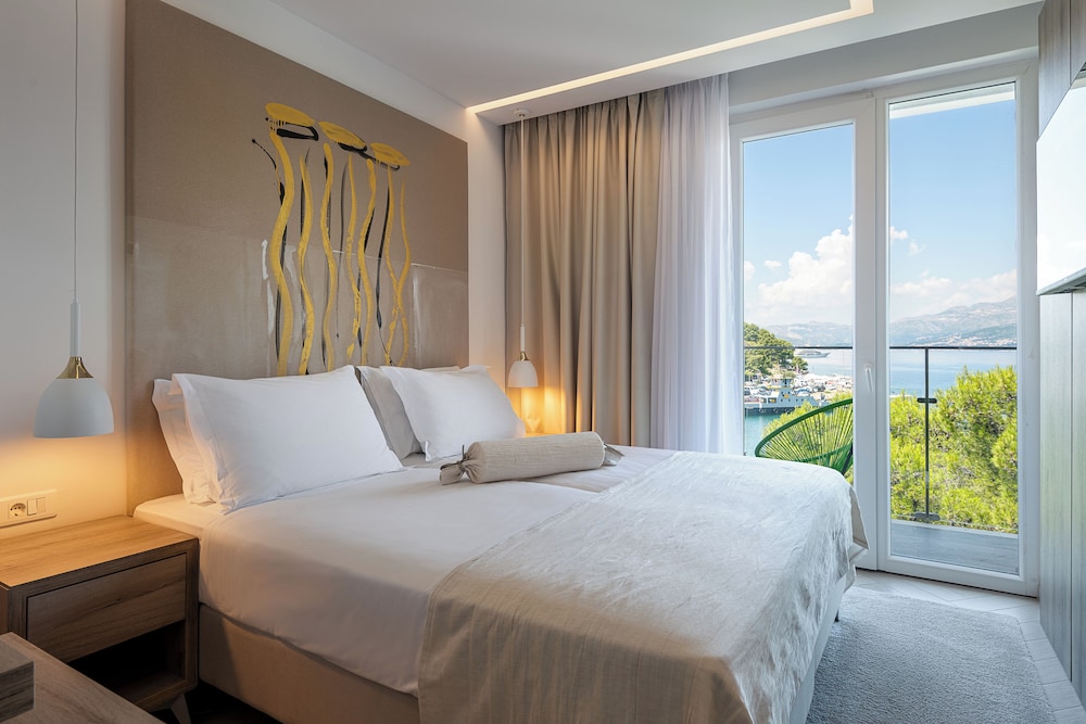 Hotel Cavtat — Hotel rooms in Konavle, Dubrovnik-Neretva