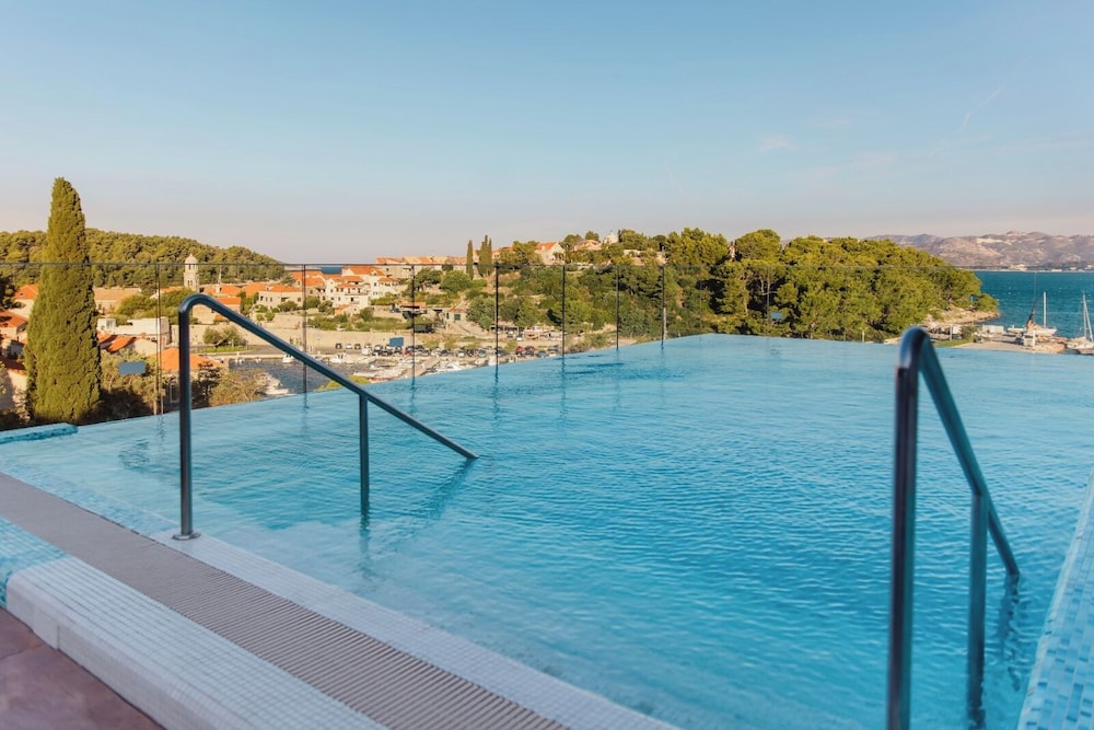 Hotel Cavtat — Swimming pool in Konavle, Dubrovnik-Neretva