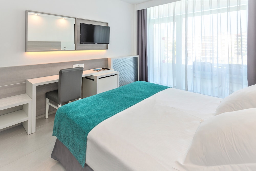 Olympus Palace — Hotel rooms in Salou, Catalonia